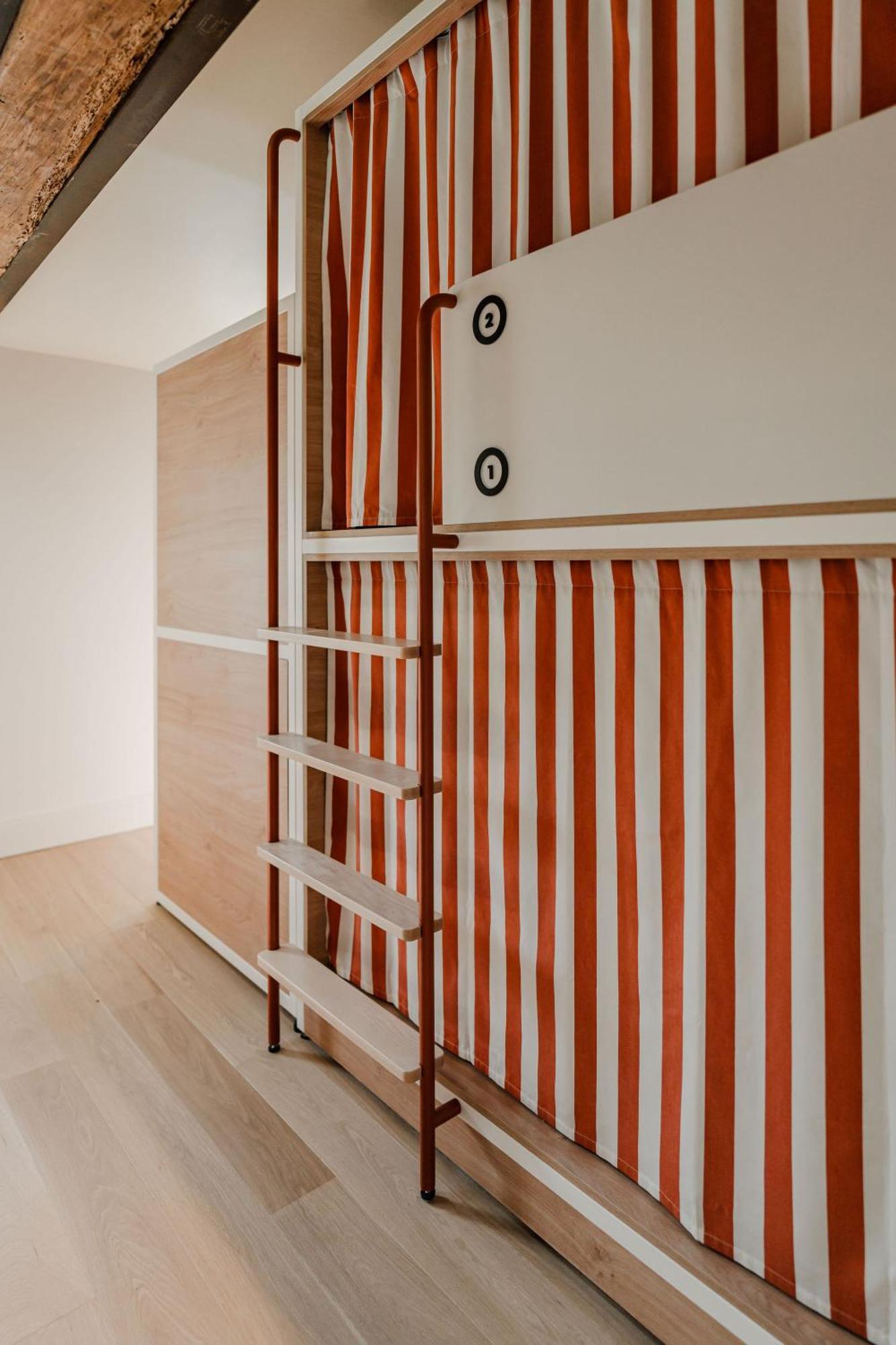 Central Hostel La Rochelle Centre Zewnętrze zdjęcie