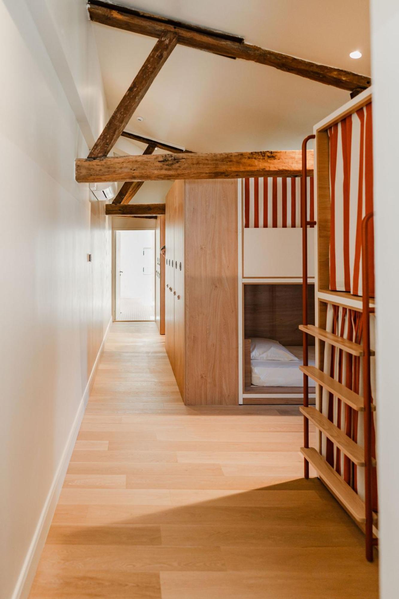 Central Hostel La Rochelle Centre Zewnętrze zdjęcie