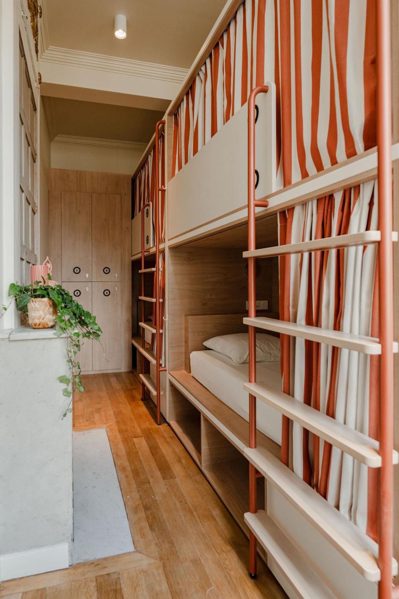 Central Hostel La Rochelle Centre Zewnętrze zdjęcie
